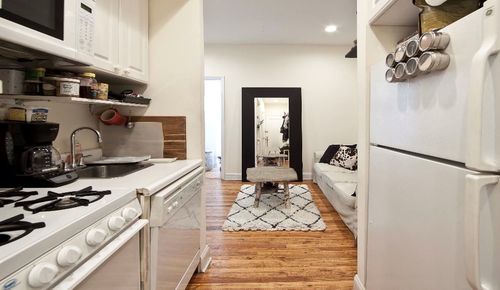 Building Photo - 175 E 3rd St