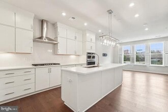 Building Photo - 7528 Sawyer Farm Wy