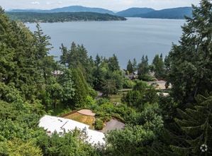 Building Photo - 639 West Lake Sammamish Pkwy NE