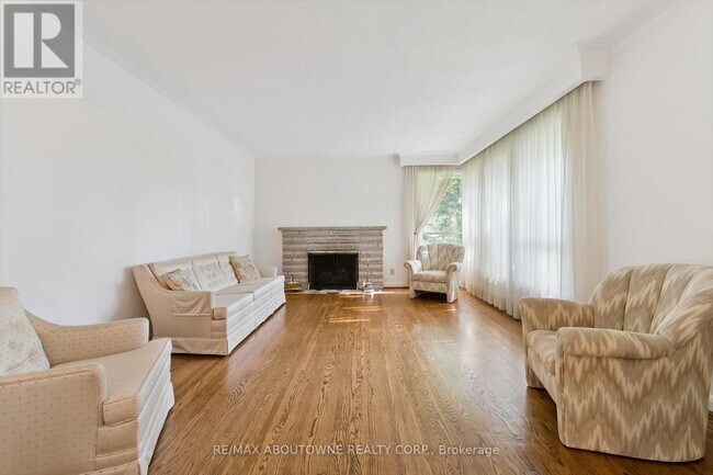 Photo du bâtiment - 1095 Linbrook Rd