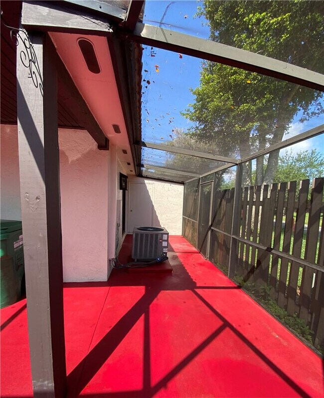 Foto del edificio - 14925 SW 48th Terrace