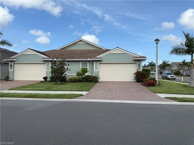 Foto principal - 1273 Enbrook Lp