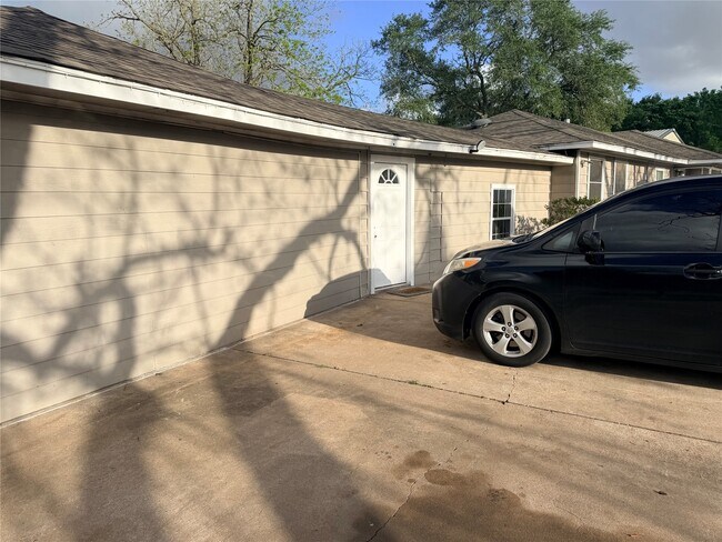 Foto del edificio - 13217 Player St