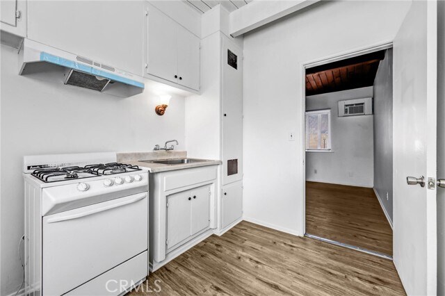 Foto del edificio - 3622 E Colorado Blvd