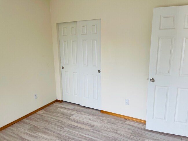 Foto del edificio - 757 N 102nd St