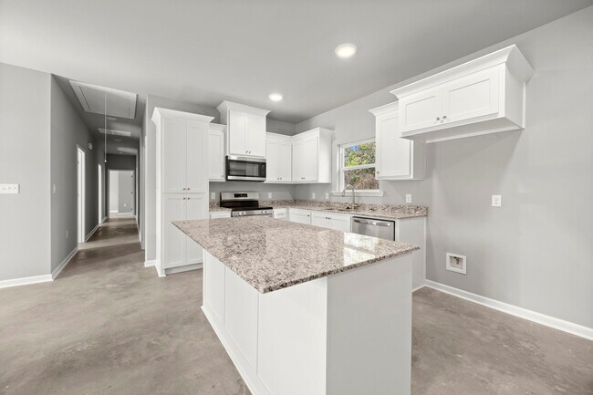 Foto del edificio - 18627 Greenwell Springs Rd