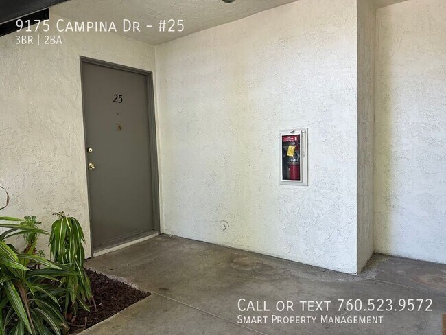 Foto del edificio - 9175 Campina Dr