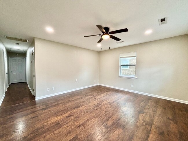 Building Photo - Charming 3-Bedroom Ranch in Chesapeake