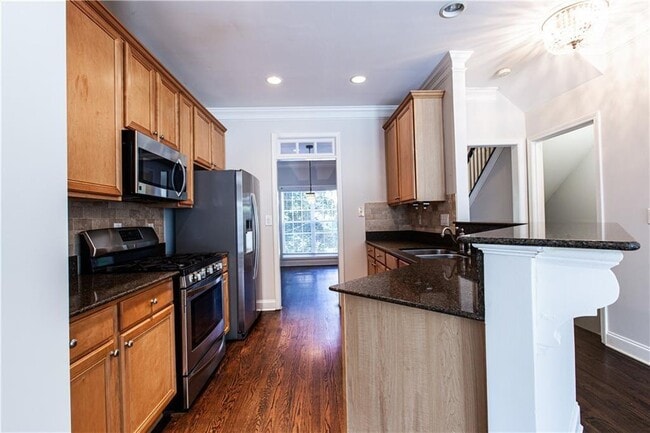 Building Photo - 110 S Columbia Dr