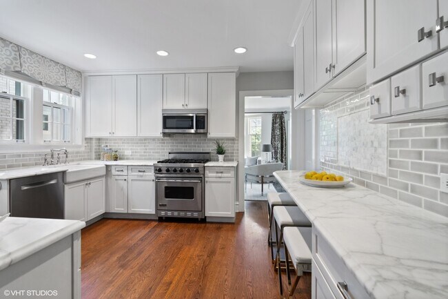 Foto del edificio - 526 Orchard Ln