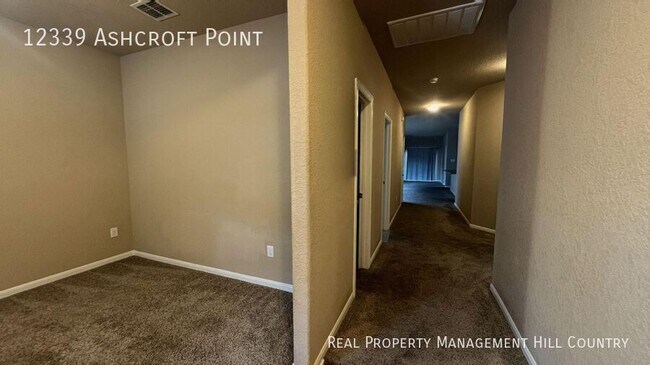 Building Photo - 3 bedroom off Shaenfield & Mill Park