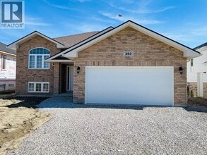 Building Photo - 393 Mulberry Ln