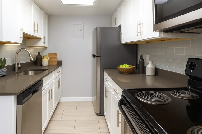 Building Photo - Audubon Living