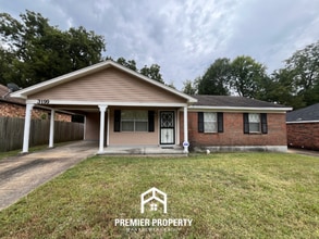Building Photo - 3199 Maple Hill Dr