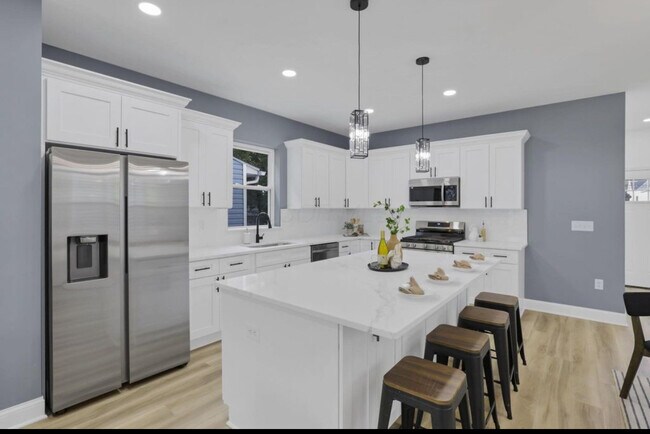 Foto del edificio - 613 Siebert St