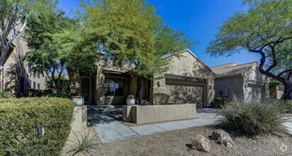 Building Photo - 7634 E San Fernando Dr