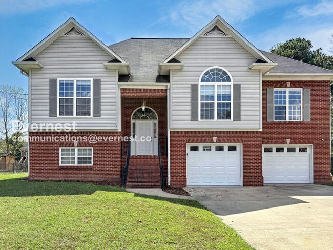 Building Photo - 6004 Park View Dr