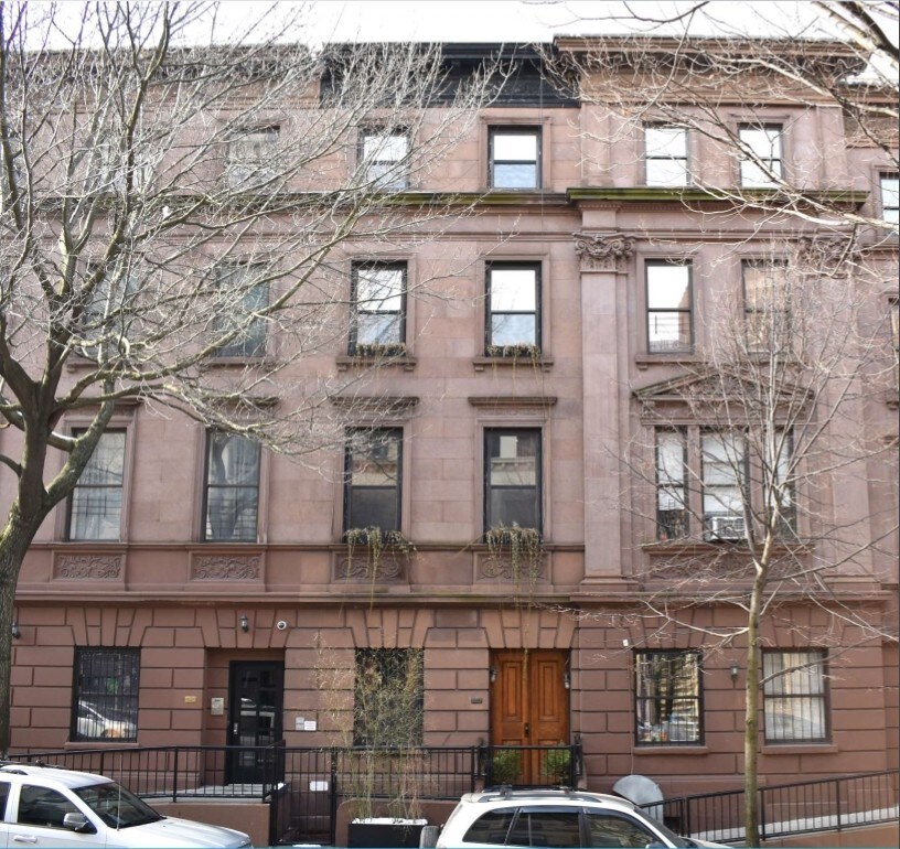 Primary Photo - 550 W 149th St
