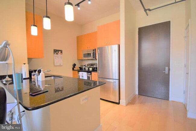 Foto del edificio - 520 John Carlyle St