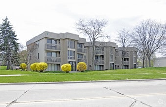 Peachtree Apartments Photo