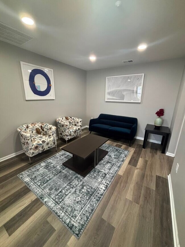 Foto del edificio - 75 Cornerstone Ln
