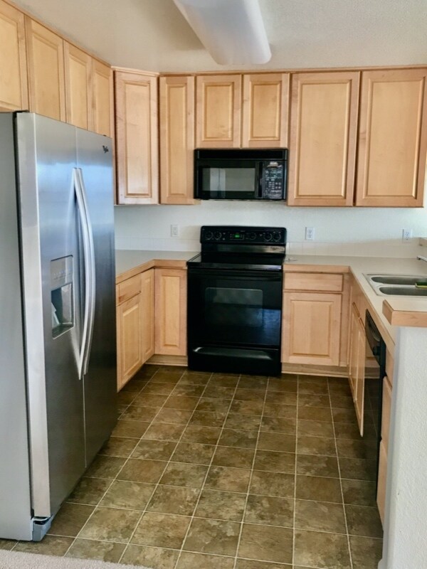 Building Photo - 3210 Boulder Cir