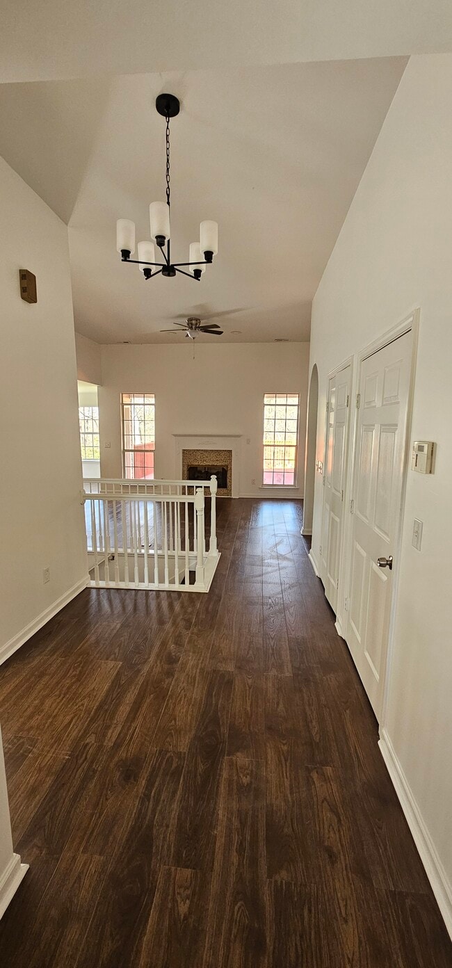 Building Photo - 5109 Marie Cir