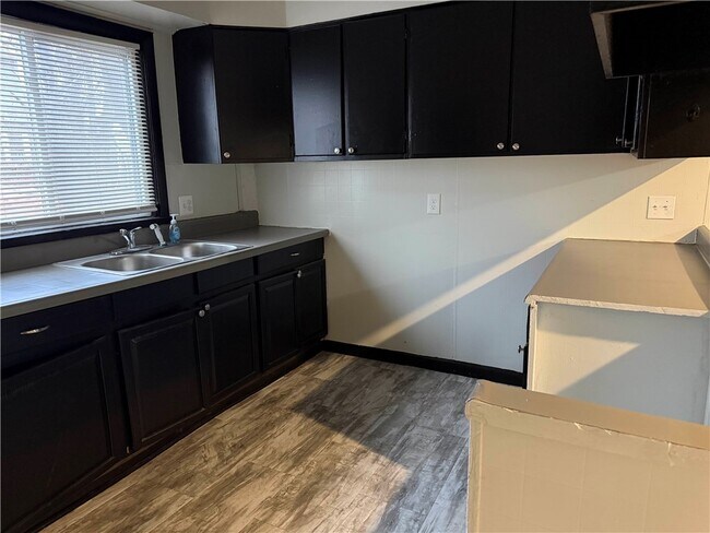 Foto del edificio - 710 Jay St