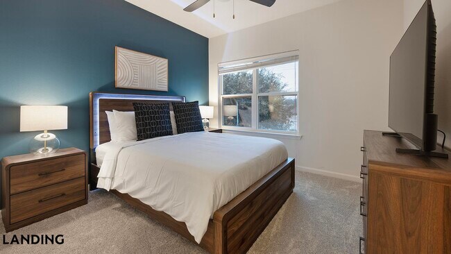 Foto del edificio - 12700 Ridgeline Blvd