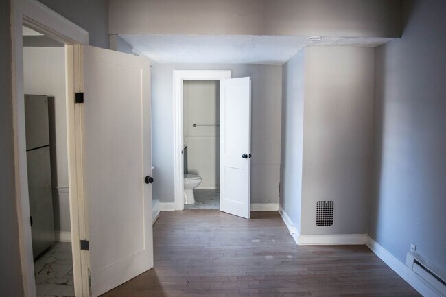 Foto del edificio - 105 Scranton St