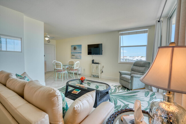Foto del edificio - 5700 Bonita Beach Rd SW