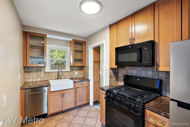 Foto del edificio - 531 Albany St