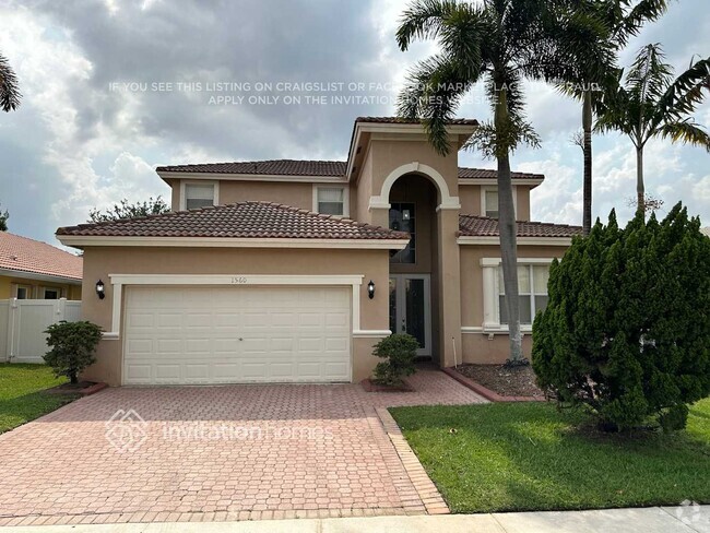 Building Photo - 1560 SW 194th Ave