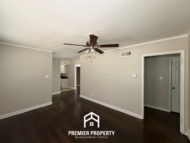 Foto del edificio - 1731 Capri Rd