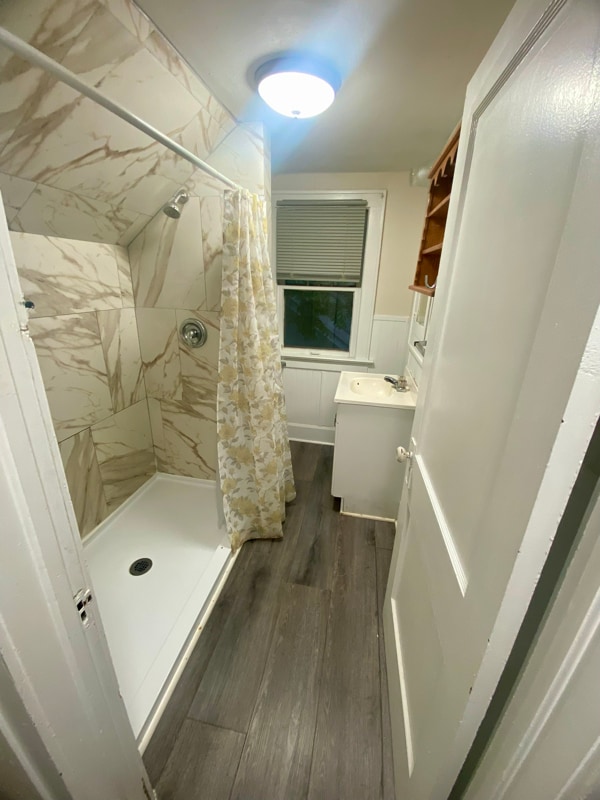 1102 Neptune Ave Akron, OH 44301 – photo 2