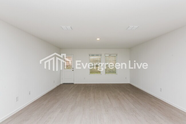 Foto del edificio - 10708 Dusty Rnch Rd