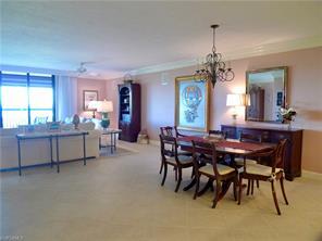 Foto del edificio - 6075 Pelican Bay Blvd