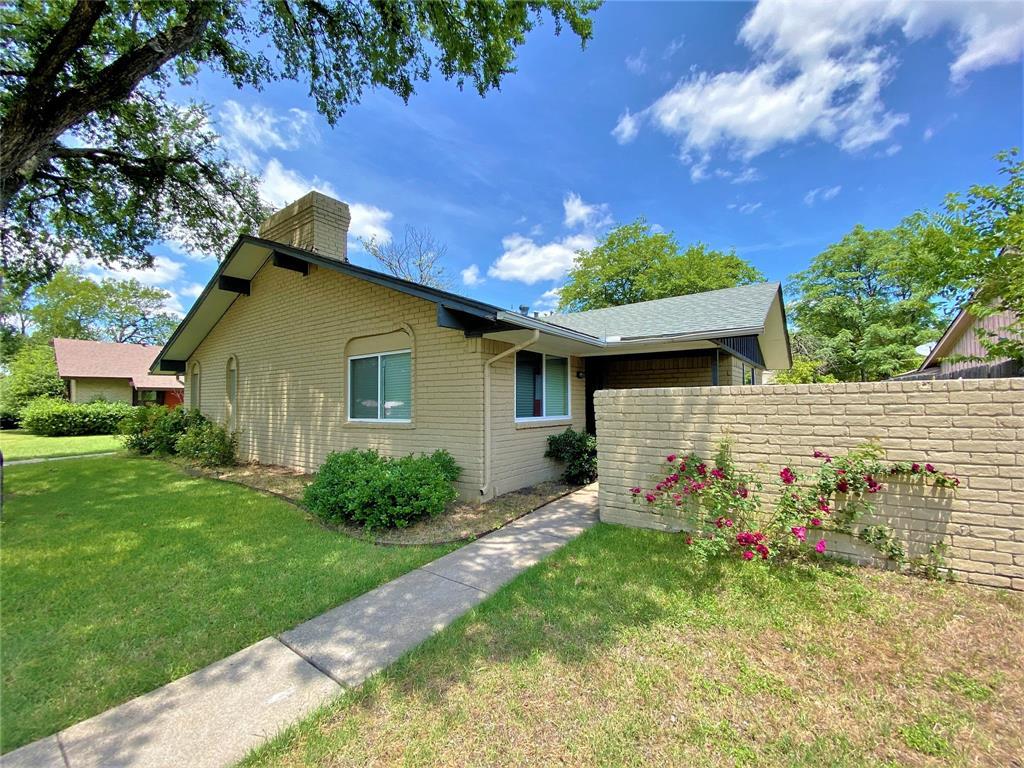 13211 Kit Ln, Dallas, TX 75240 Townhome Rentals in Dallas TX
