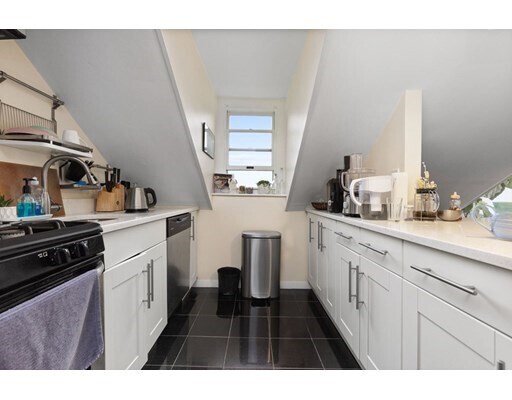 Foto del edificio - 621 Massachusetts Ave