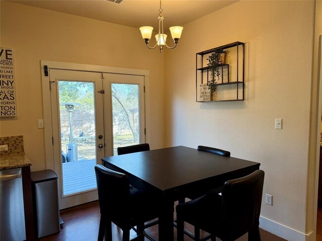 Building Photo - 5503 Hiline Rd