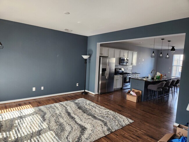 Building Photo - Chesterfield-Magnolia Green Townhome- 3 Be...