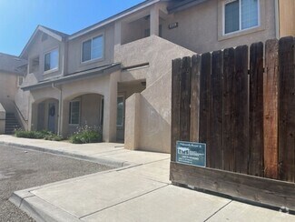 Building Photo - 6118 Royal Coach Cir