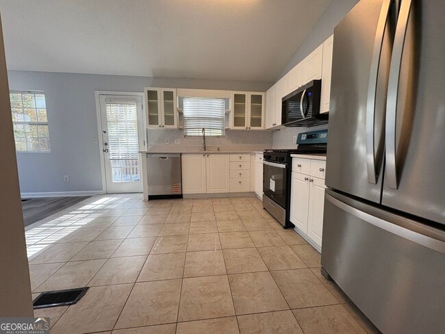 Foto del edificio - 1718 Graywood Dr SE