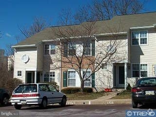 Building Photo - 1726 Rosewood Ct