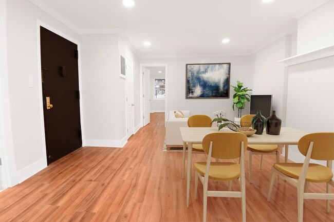 Photo - 154 S 4th St Townhome