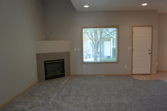Building Photo - 2203 NE 163rd Ave