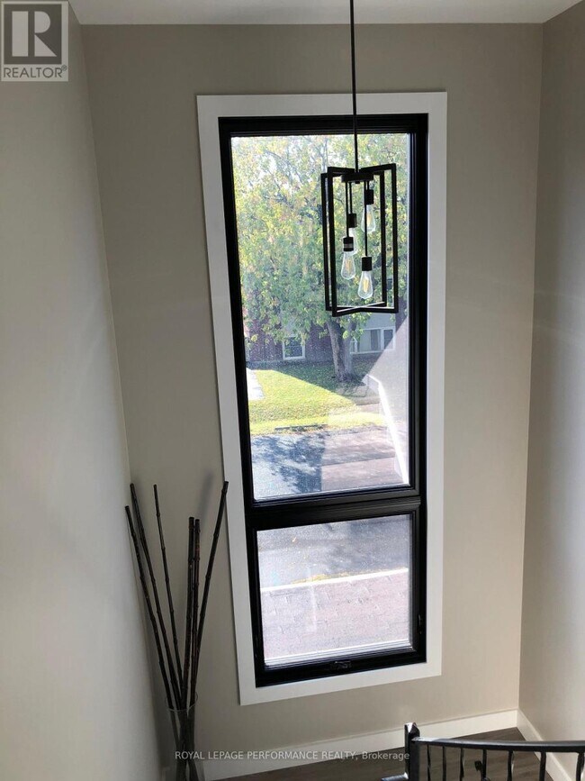 Photo du bâtiment - 695 Morgan St