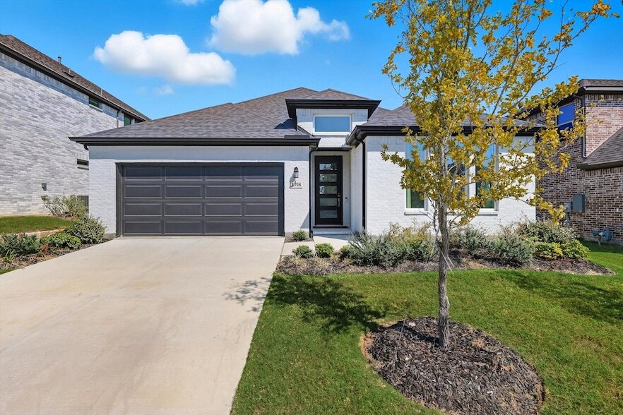 Primary Photo - 1708 Nightshade Ln