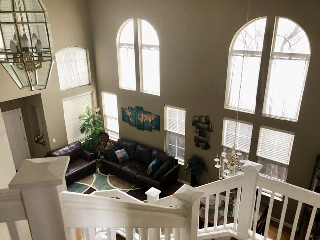 Building Photo - 2755 Huff Dr