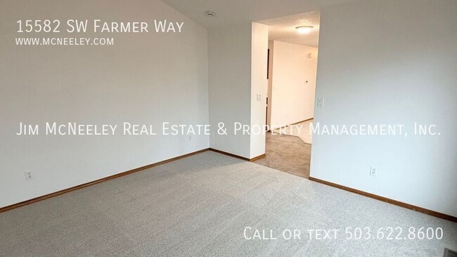 Foto del edificio - 15582 SW Farmer Way
